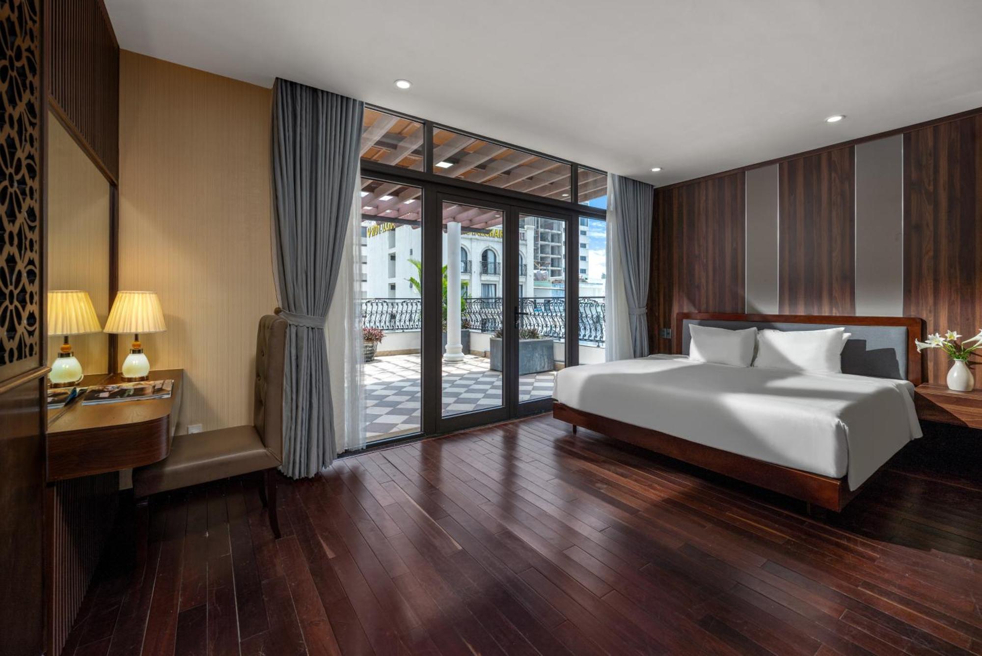 Palazzo Luxury Hotel Da Nang Exteriör bild